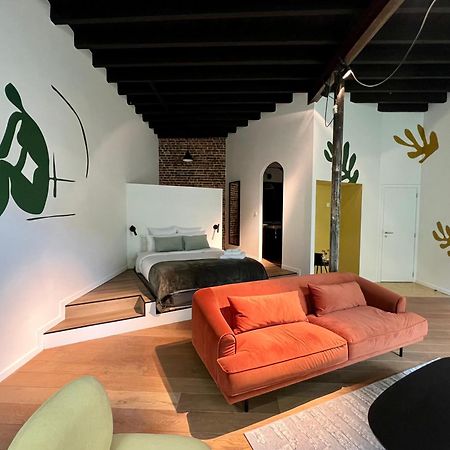 Atelier K - Art Guesthouse In Brussels Иксель Экстерьер фото