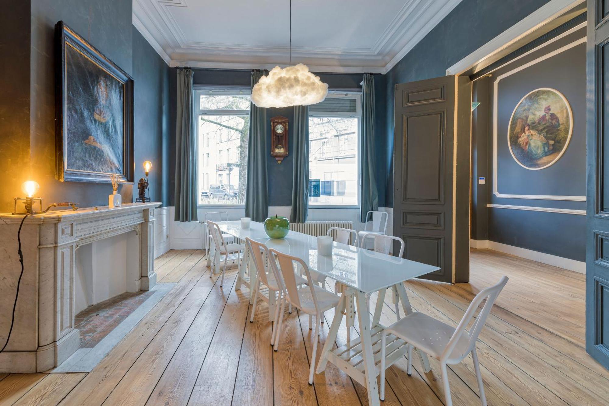 Atelier K - Art Guesthouse In Brussels Иксель Экстерьер фото