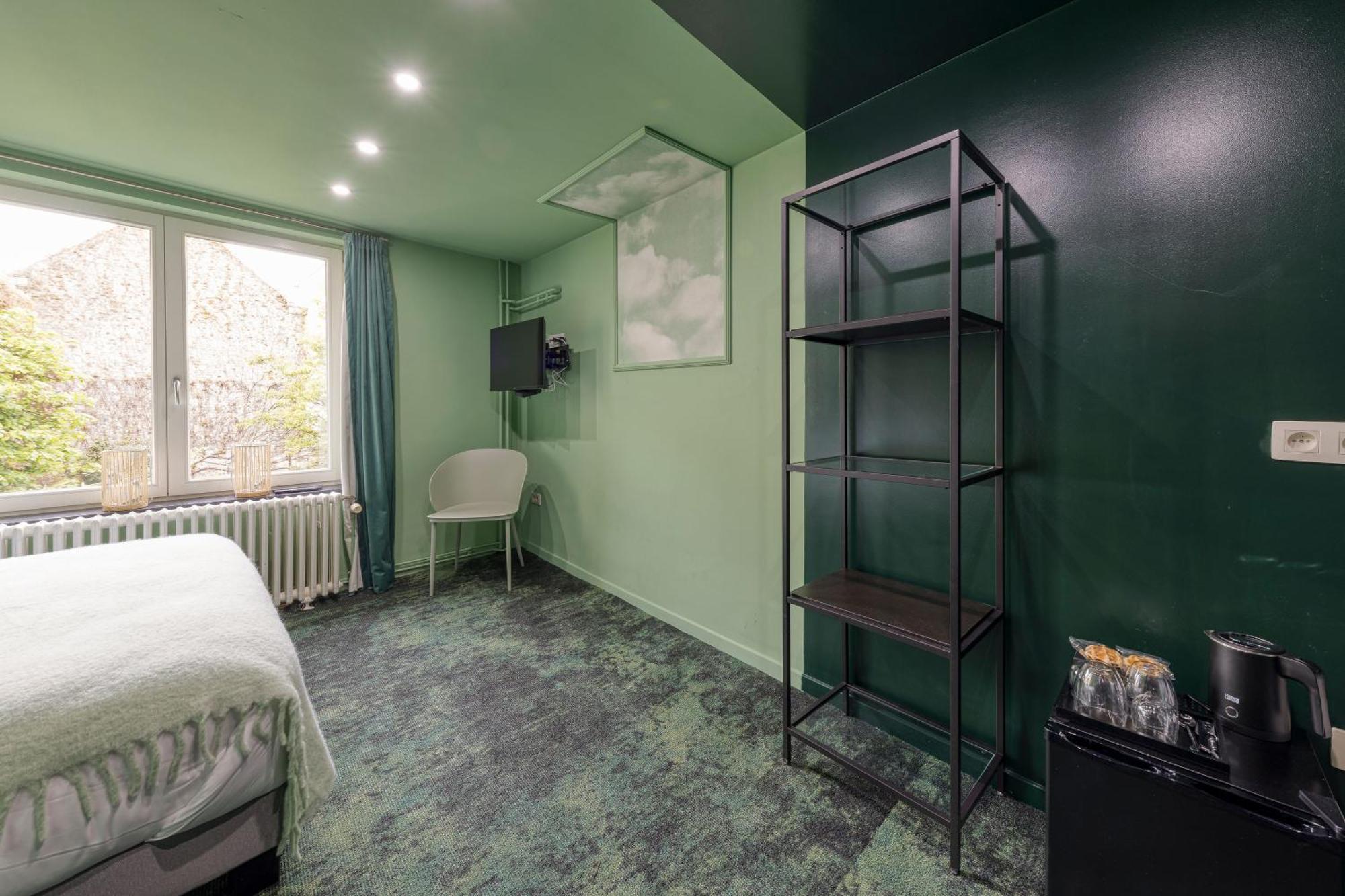 Atelier K - Art Guesthouse In Brussels Иксель Экстерьер фото