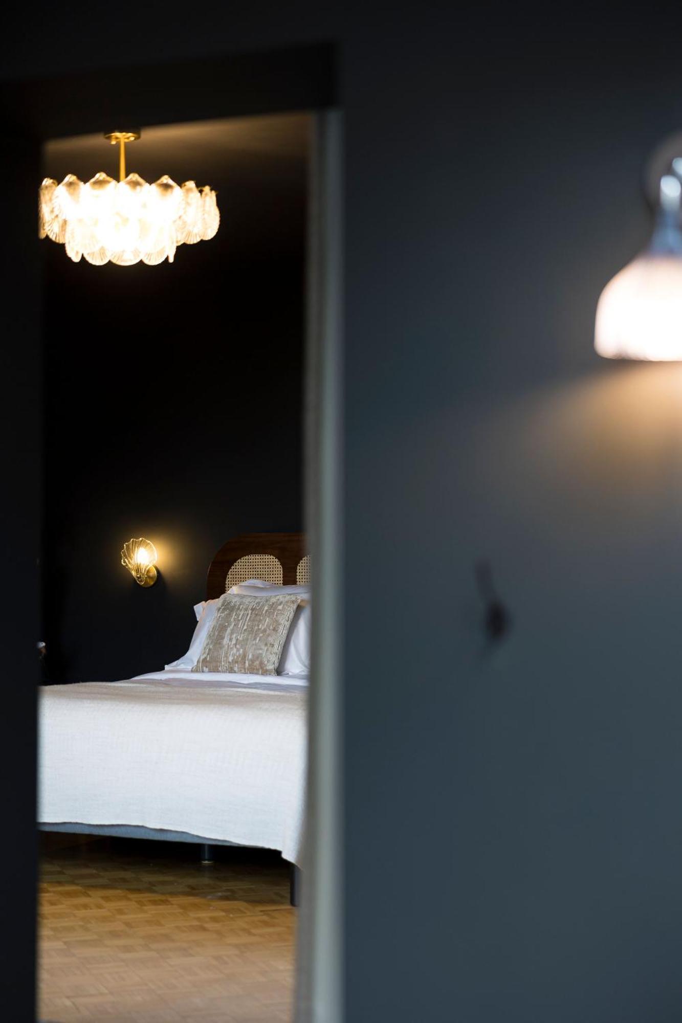 Atelier K - Art Guesthouse In Brussels Иксель Экстерьер фото