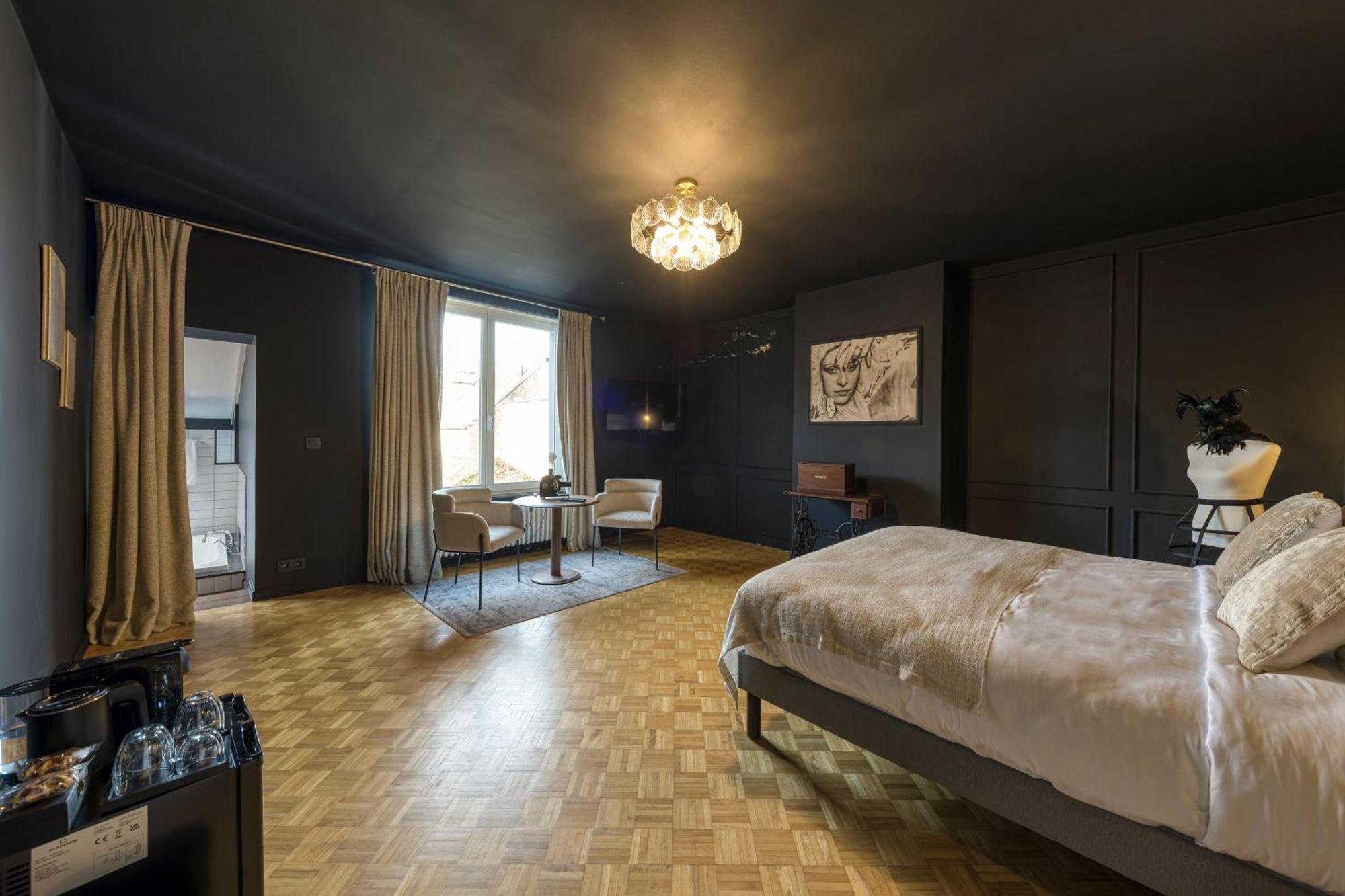 Atelier K - Art Guesthouse In Brussels Иксель Экстерьер фото